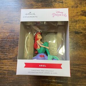 HALLMARK Disney Princess Ariel Sitting On A Rock Ornament, NWB